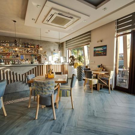 Cristiani Hotel Созополь Экстерьер фото